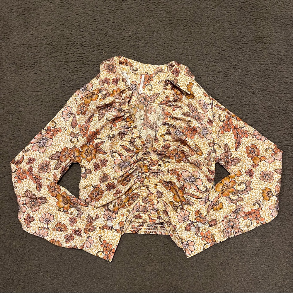 Free People I Got You Floral V-Neck Long Sleeve Top - Picture 4 of 9